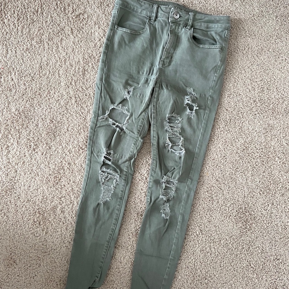 American Eagle Distressed Grey Jeggings